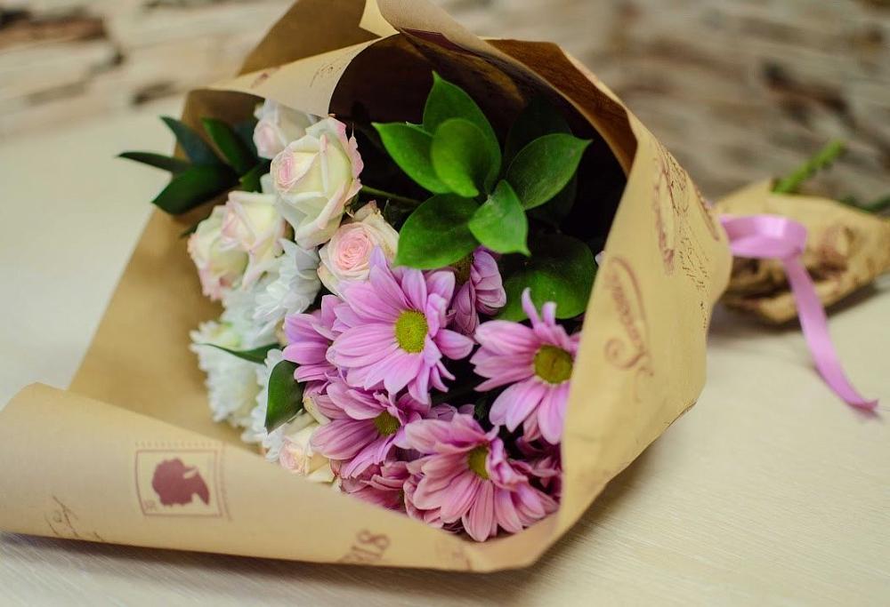 Букет цветов из: Розы и Хризантемы в Устюжне