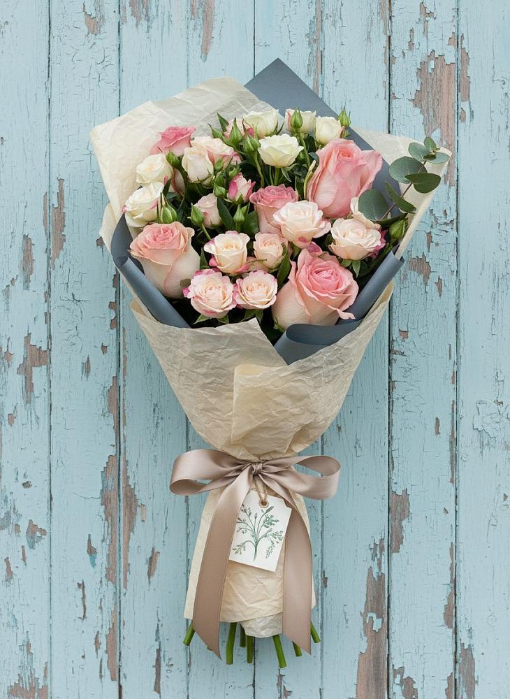 Букет цветов из: Розы в Устюжне