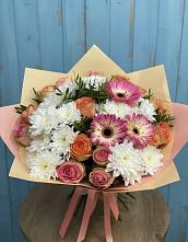 Букет цветов из:  Розы, Герберы и Хризантемы в Устюжне