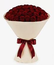 Букет 101 Бордовая роза Блэк Бакарра в Устюжне