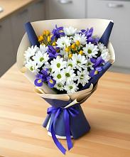 Букет цветов из:  Розы, Ирисы и Хризантемы в Устюжне