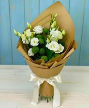 Букет цветов из:  Хризантемы и Лизиантусы #REPLACE_PRED# Устюжне