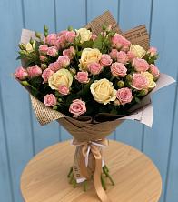 Букет цветов из:  Розы в Устюжне
