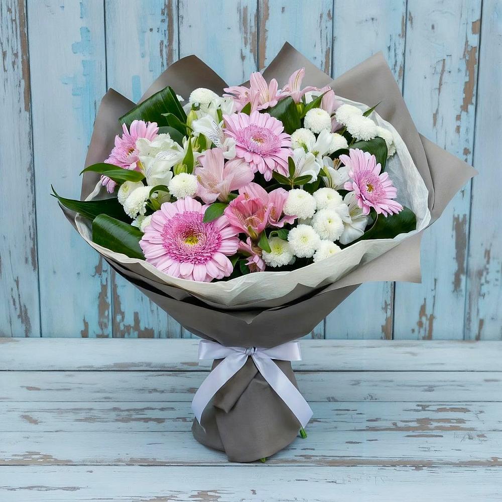 Букет цветов из: Герберы, Альстромерии и Хризантемы в Устюжне