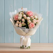 Букет цветов из:  Розы #REPLACE_PRED# Устюжне