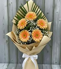 Букет цветов из:  Герберы в Устюжне