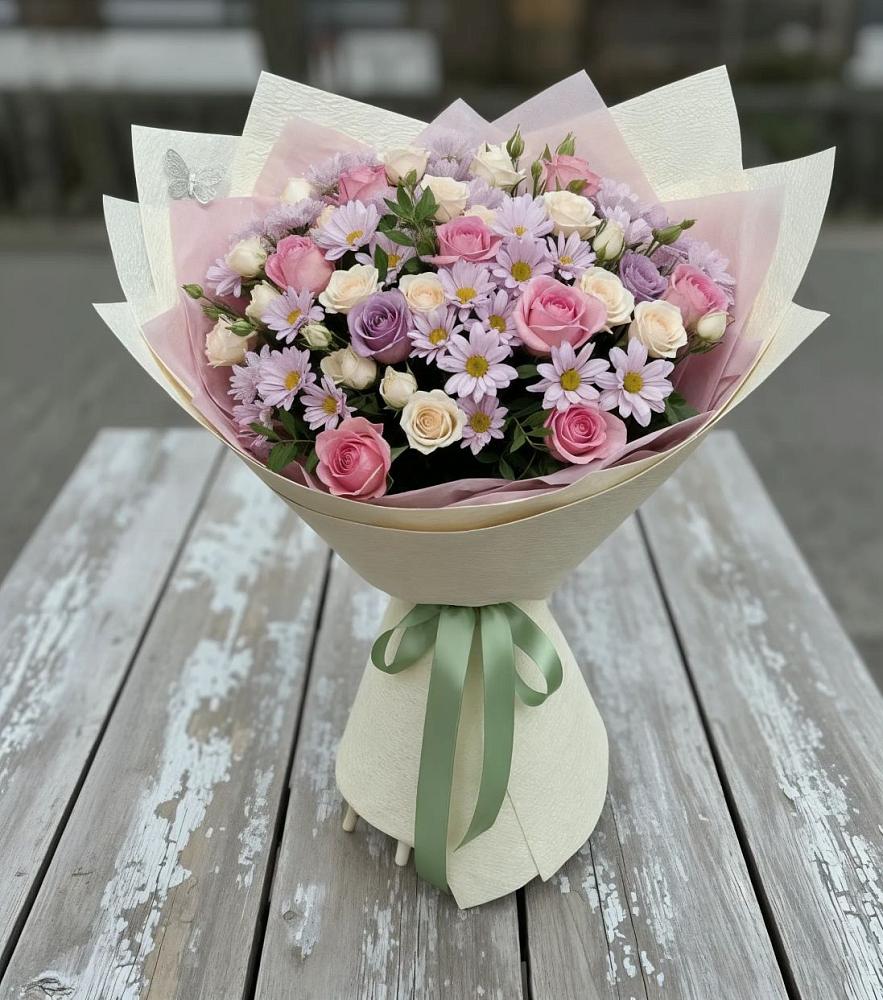 Букет цветов из: Розы и Хризантемы в Устюжне