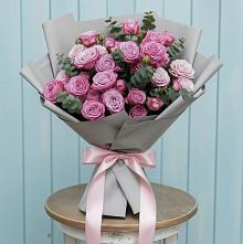 Букет цветов из:  Розы #REPLACE_PRED# Устюжне